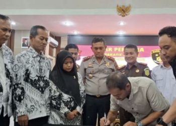Kasus SDN 21 Muaro Jambi Berakhir Damai, Sinyal Merah Rapuhnya Perlindungan Hukum bagi Guru?
