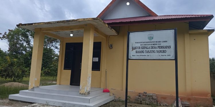 Kasi Pemerintahan Kasang Tanjung Nangko Mangkir di Tengah Persiapan Pemekaran, Sanksi Tegas Menanti?