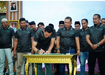 Bupati Fadhil Arif Teken Berita Acara Pengukuhan AJB , Raden Jufri Nahkodai Perjalanan Aliansi Jurnalis Batanghari