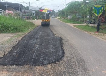 Perlancar Aktifitas Warga, Pemkab Batang Hari Genjot Perbaikan Jalan