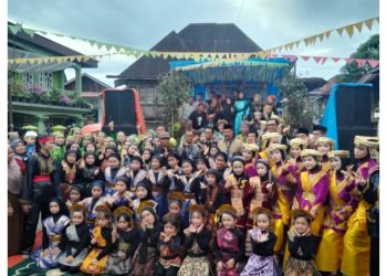 Bupati Kerinci Monadi Resmikan Sanggar Gong Berantai