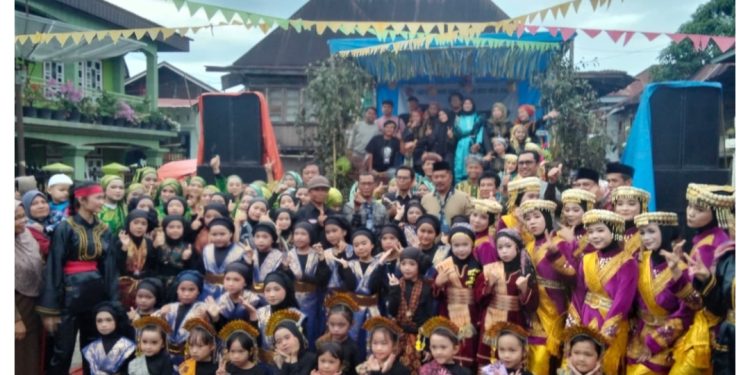 Bupati Kerinci Monadi Resmikan Sanggar Gong Berantai