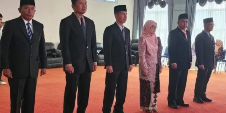 Bupati Kerinci Monadi Lantik Enam Pejabat Pimpinan Tinggi Pratama 