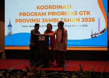 Gubernur Al Haris Dorong Penguatan SDM Guru pada Koordinasi Program Prioritas GTK 2026
