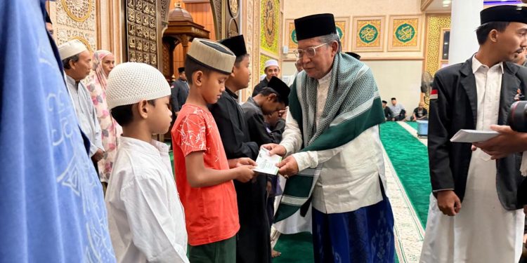 Qiyammul Lail Itikab Malam ke-25 Ramadhan: Wagub Sani Sholat Hajat, Tahajud, Taubah dan Hadiri Milad ke-8 Pejuang Subuh