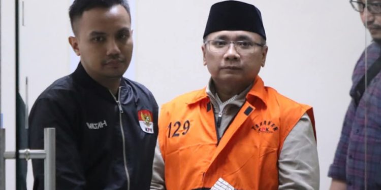 KPK Resmi Tahan Mantan Menag Yaqut Cholil Qoumas Terkait Korupsi Kuota Haji