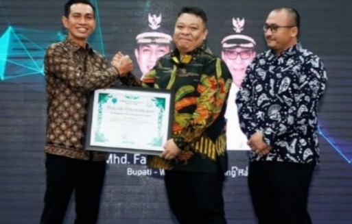 Bupati Fadhil Hadiri Acara Pisah Sambut Kajari Batanghari .