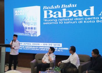 Gubernur Al Haris Hadiri Bedah Buku Babad Alas, karya Autobiografi-Reflektif Wamendagri Bima Arya Sugiarto