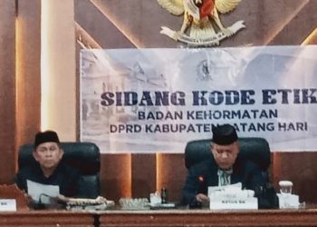 Tidak dihadiri Kedua Pihak, Sidang Kode Etik BK DPRD Batang Berlangsung Tertutup