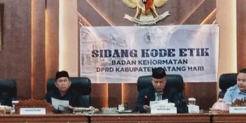 Tidak dihadiri Kedua Pihak, Sidang Kode Etik BK DPRD Batang Berlangsung Tertutup