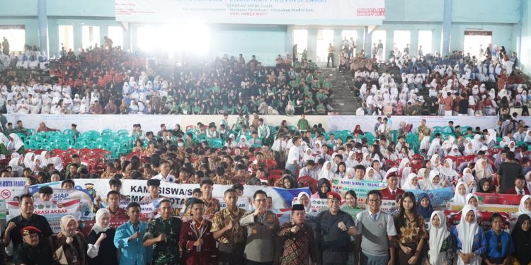 Belasan Ribu Pelajar Jambi Deklarasi Tolak IRET, TCC dan Bullying