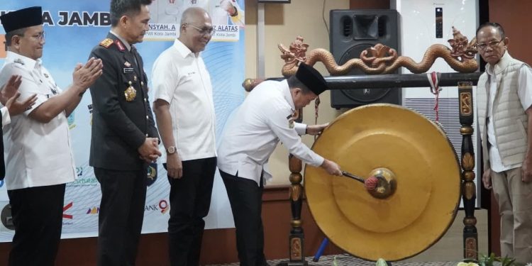 Gubernur Al Haris Buka UKW ke-13 di Jambi, Dorong Profesionalisme Wartawan