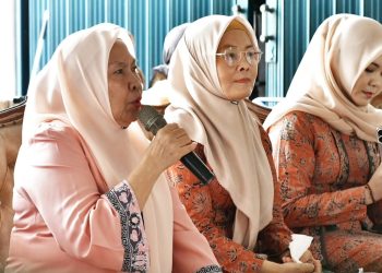 Nuraini Zubir Bakhtiar Ketua GOW Batanghari Gelar Pertemuan Rutin