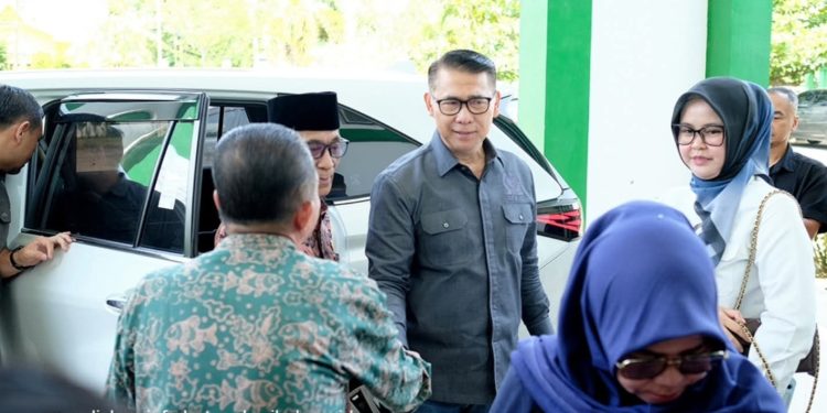El Firsta Waka I DPRD Batanghari Sambut Kunjungan DPR RI Syarif Fasha