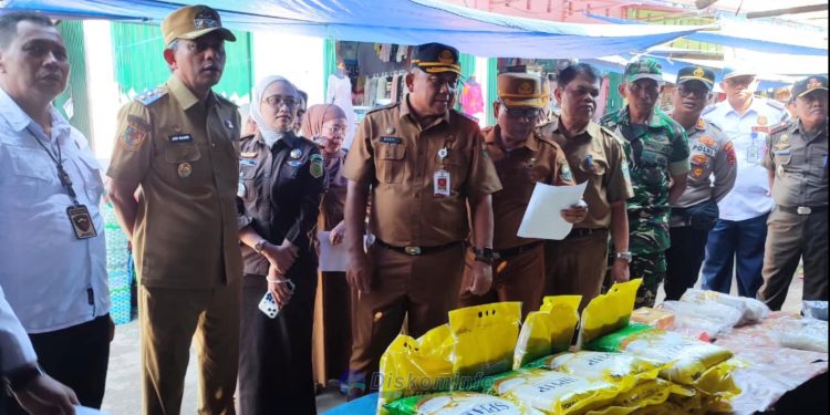 Pastikan Stabilitas Harga Jelang Hari Raya Idul Adha, Wabup Junaidi Mahir Sidak Pasar Sengeti 