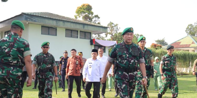 450 Prajurit Yonif 142/KJ Kembali dari Papua, Disambut Haru dan Bangga di Jambi