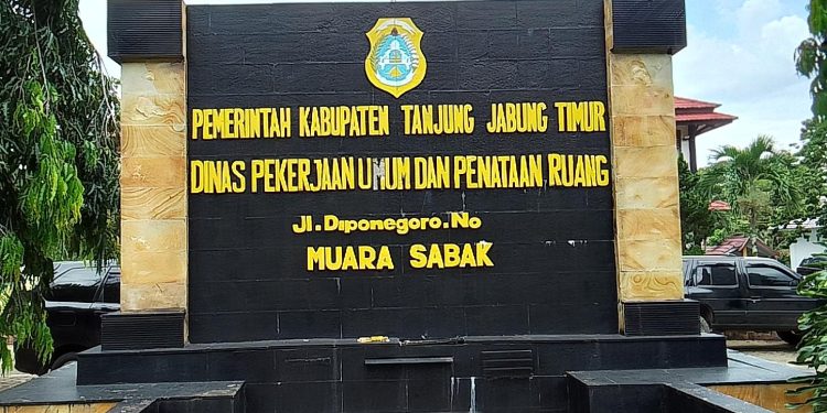 Dinas PUPR Gelontorkan Miliaran Uang Rakyat, Per ITem Proyek Jalan Tak Sampai 1 KM di Tanjabtim Jadi Sorotan, Segini Rinciannya
