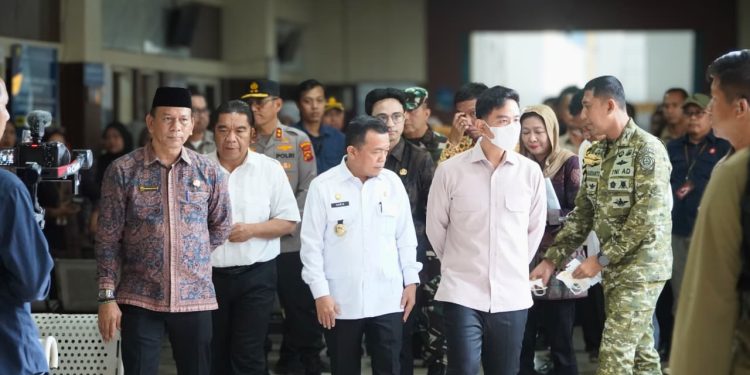Dampingi Wapres Gibran, Gubernur Al Haris Perjuangkan MRI Baru dan Tambahan Dokter Spesialis untuk RSUD Raden Mattaher