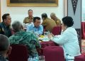 Gubernur Al Haris Terima Audiensi Ketua Umum DPP Walubi Siti Hartati Murdaya, Bahas Kerukunan dan Pemberdayaan Umat