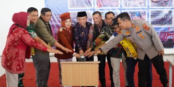 Buka MPLS SRT 1 Tanjabtim, Pesan Gubernur Al Haris: Tekun Belajar dan Terima Kasih ke Pemerintah Pusat