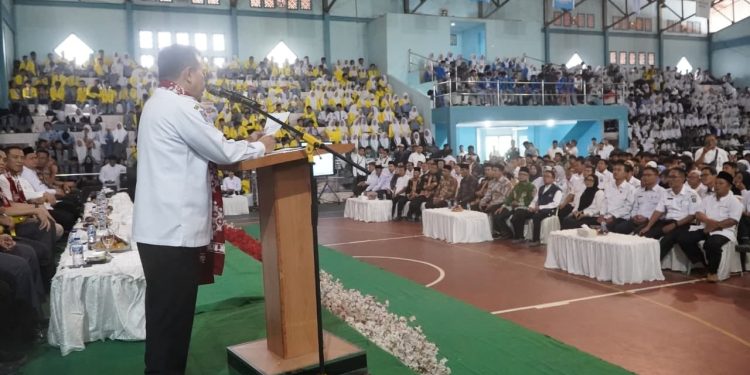 Buka Sosialisasi Akbar Pencegahan IRET, TCC, Perundungan, dan Bahaya Narkoba di Bungo, Gubernur Al Haris: “Kalau anak-anakku bisa jaga diri, 60% masa depan sudah ada di tangan”