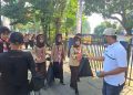 Cegah Dampak Kabut Asap, ADYA Group dan IJTI Jambi Turun ke Jalan Bagikan Masker Gratis