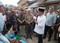Gubernur Al Haris Turun Langsung Serahkan Bantuan untuk Korban Kebakaran di Desa Buat Kabupaten Bungo