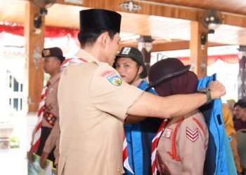 Bupati Fadhil Lepas Kontingen Pramuka Ikuti Jamnas, Untuk Bentuk Karakter Sejak Usia Dini