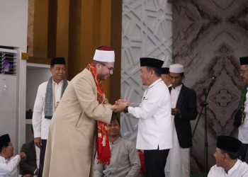 Gubernur Al Haris: Kekuasaan Milik Allah, Perbanyak Shalawat
