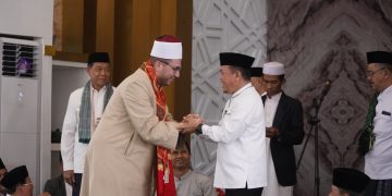 Gubernur Al Haris: Kekuasaan Milik Allah, Perbanyak Shalawat