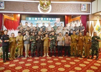 Gubernur Al Haris Tegaskan Penanganan Karhutla Jambi Harus Terpadu, Tidak Boleh Ada Keraguan Bertindak